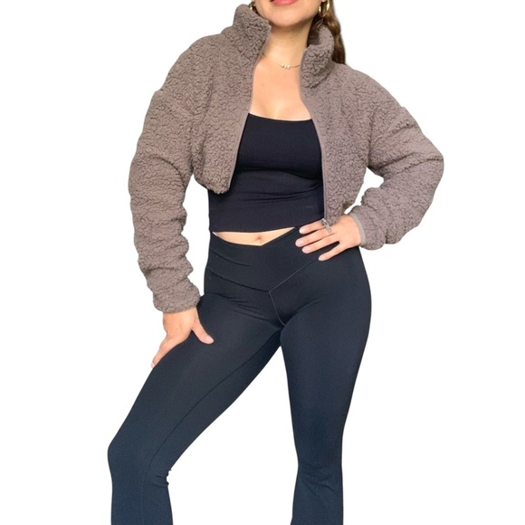 SKIMS Teddy Zip-Up Cropped Jacket | Size XS - Picture 5 of 14